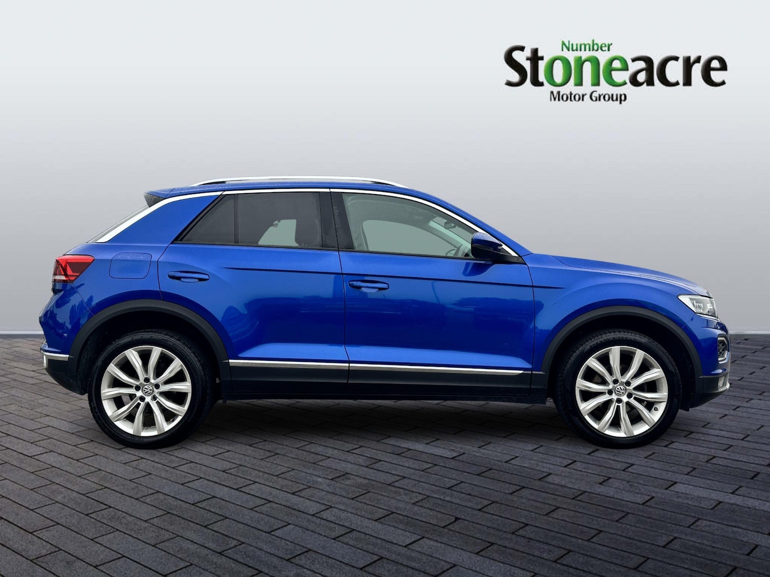 Used Volkswagen T-Roc 2019 for sale - 76607281: Photo 2