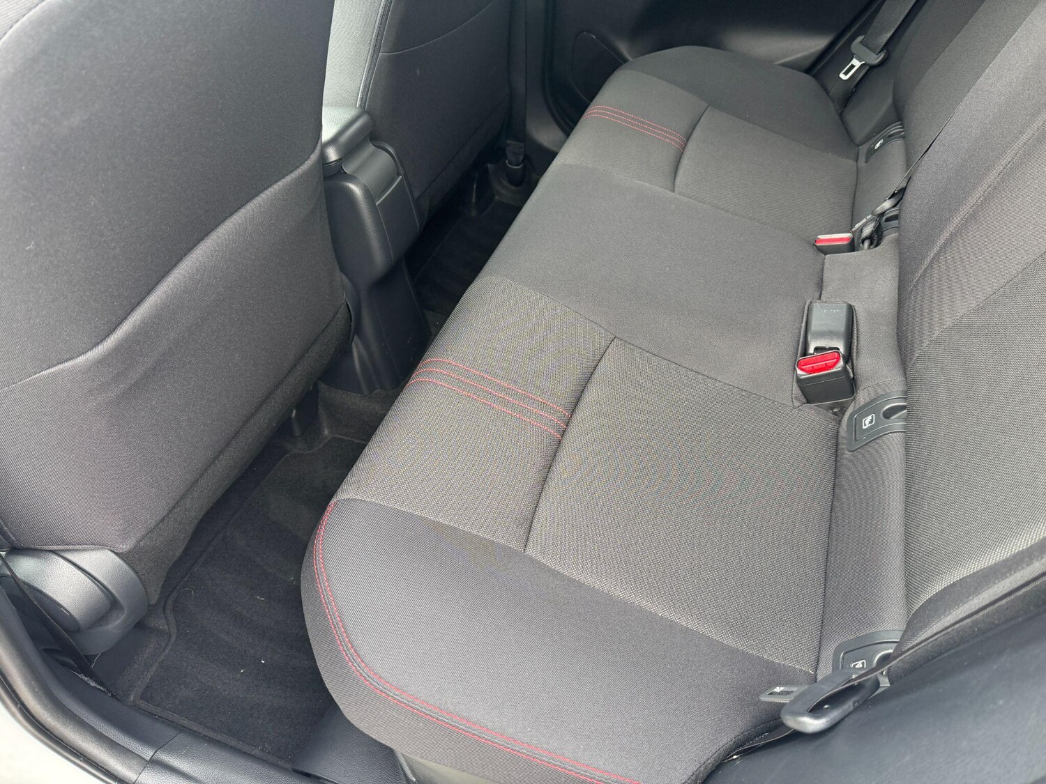 Used Toyota Yaris 2023 for sale - 77969893: Photo 13