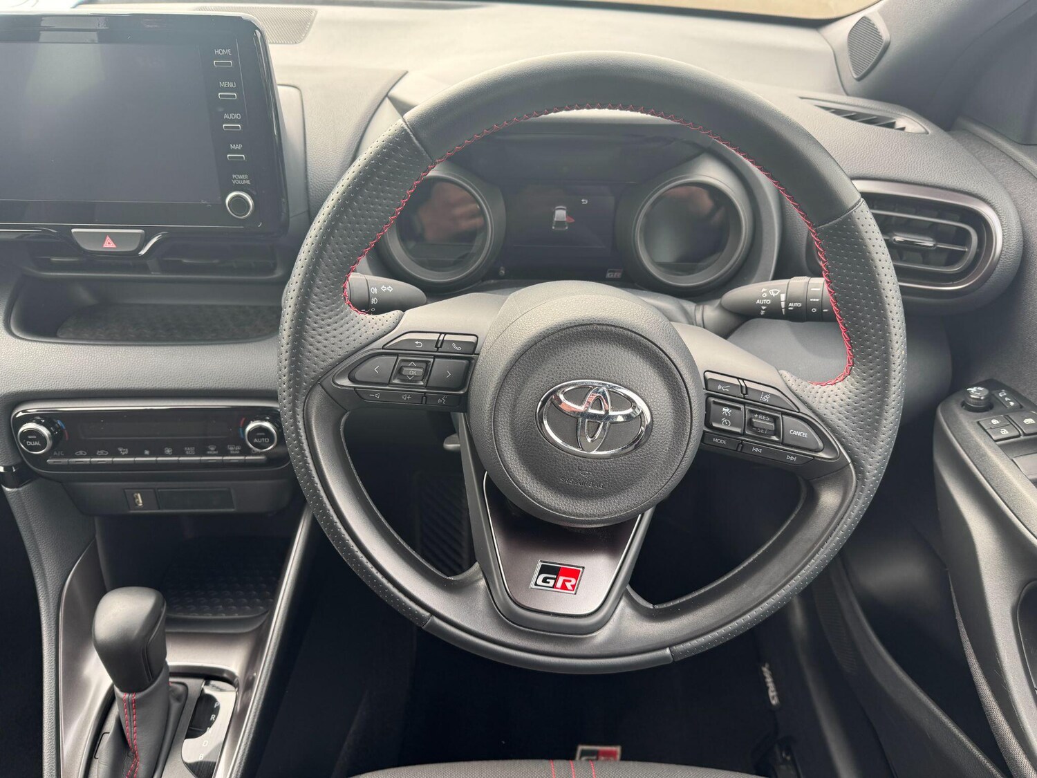 Used Toyota Yaris 2023 for sale - 77969893: Photo 17