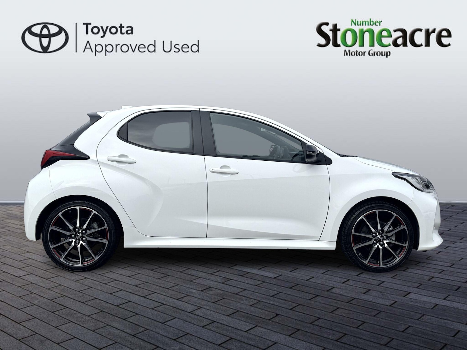 Used Toyota Yaris 2023 for sale - 77969893: Photo 2