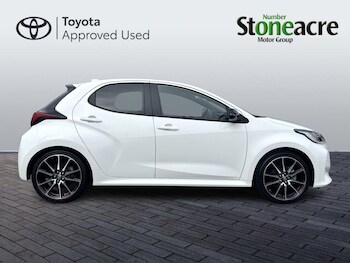 Used Toyota Yaris 2023 for sale - 77969893: Photo