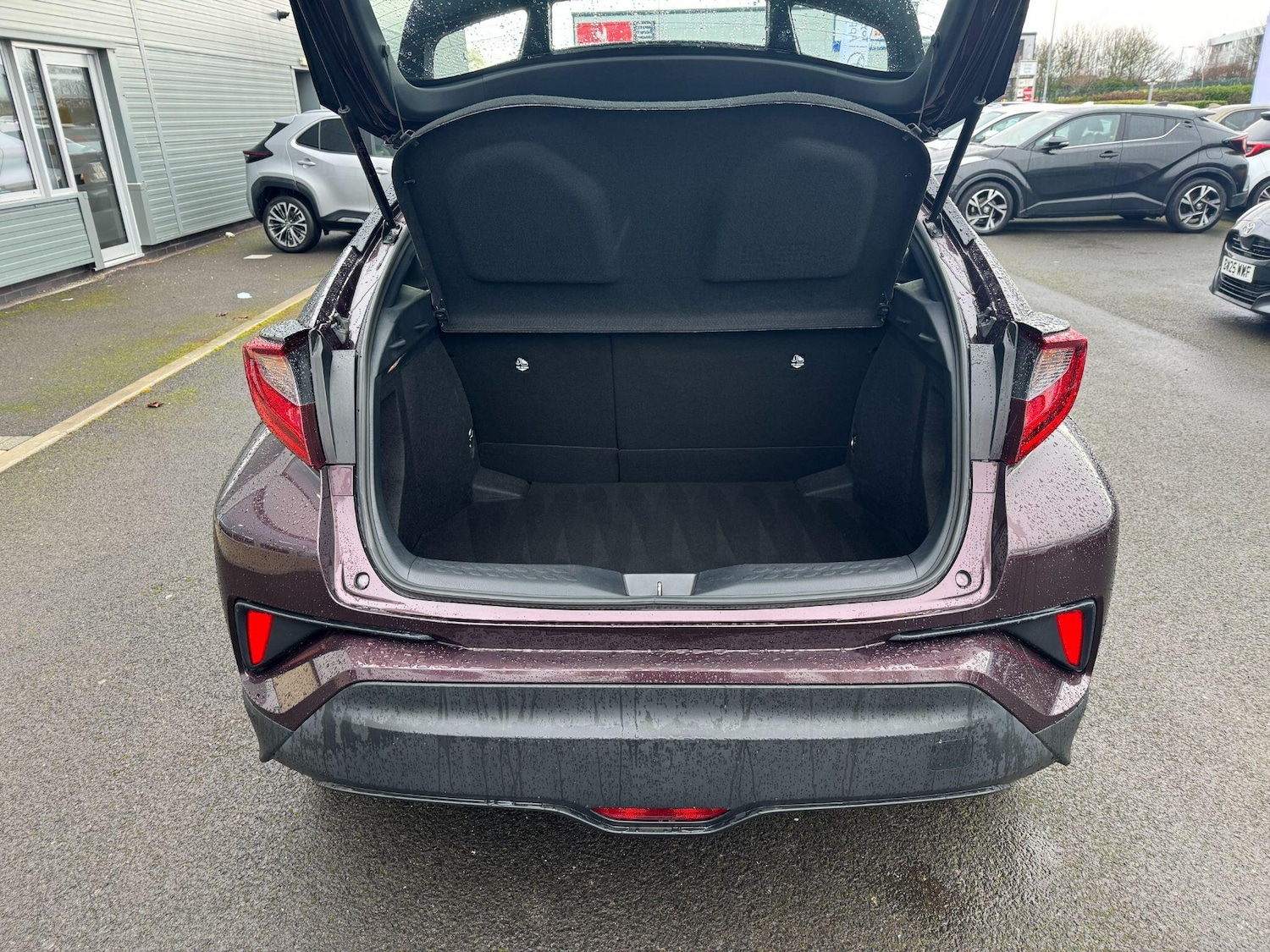 Used Toyota C-HR 2023 for sale - 77783272: Photo 10