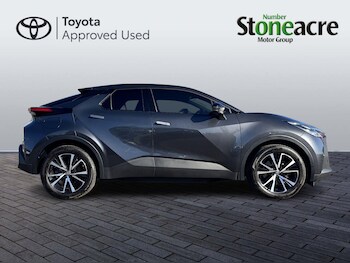 Used Toyota C-HR 2024 for sale - 76381030: Photo