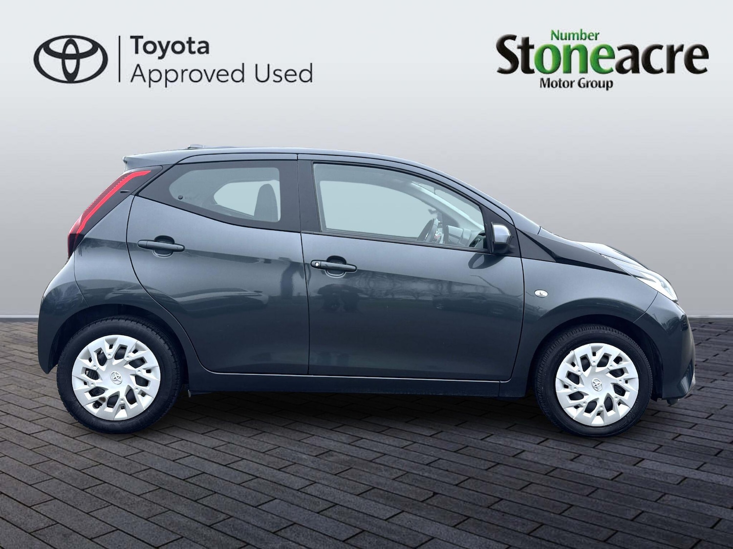 Used Toyota AYGO 2019 for sale - 77970383: Photo 2