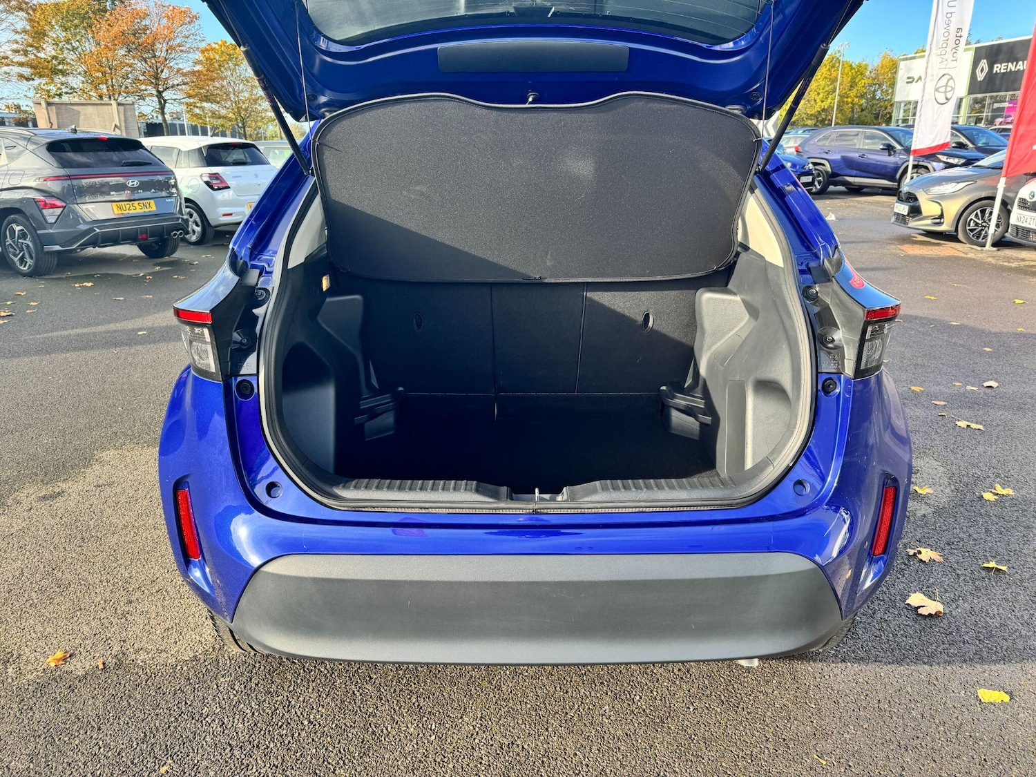 Used Toyota Yaris Cross 2023 for sale - 77109526: Photo 10