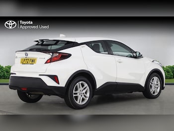 Used Toyota C-HR 2023 for sale - 78047418: Photo