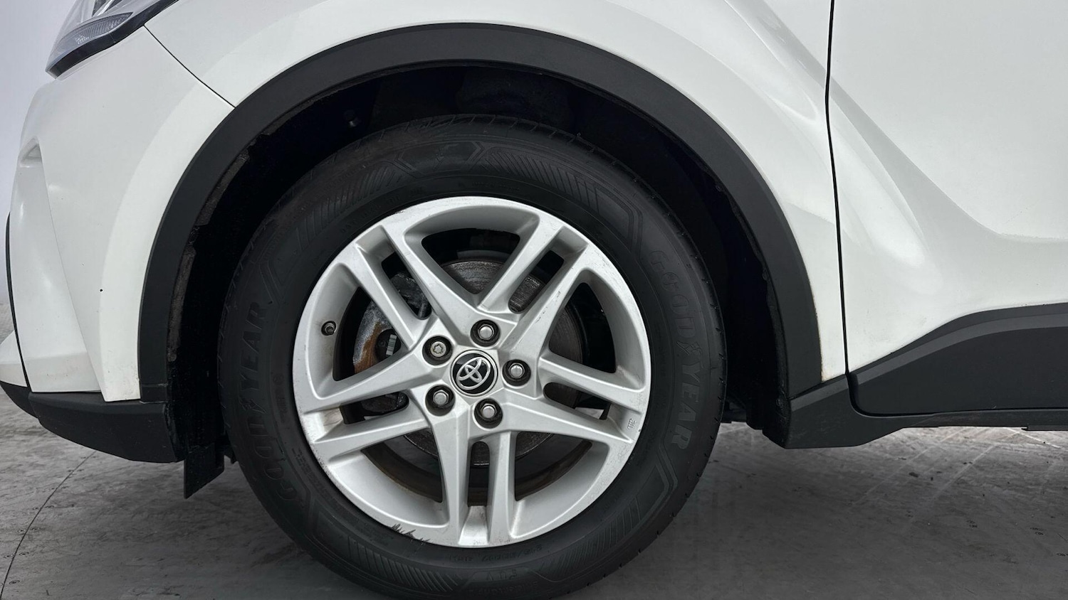 Used Toyota C-HR 2023 for sale - 78047418: Photo 9