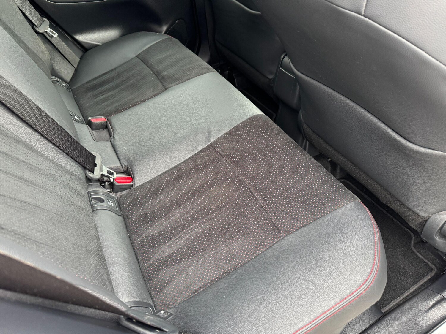 Used Toyota Yaris Cross 2023 for sale - 77709779: Photo 12