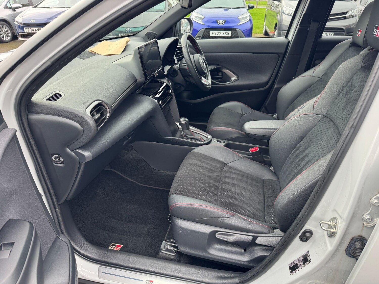 Used Toyota Yaris Cross 2023 for sale - 77709779: Photo 14