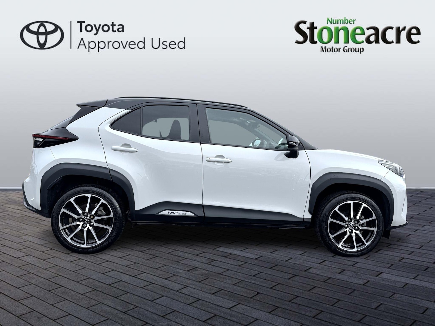 Used Toyota Yaris Cross 2023 for sale - 77709779: Photo 2