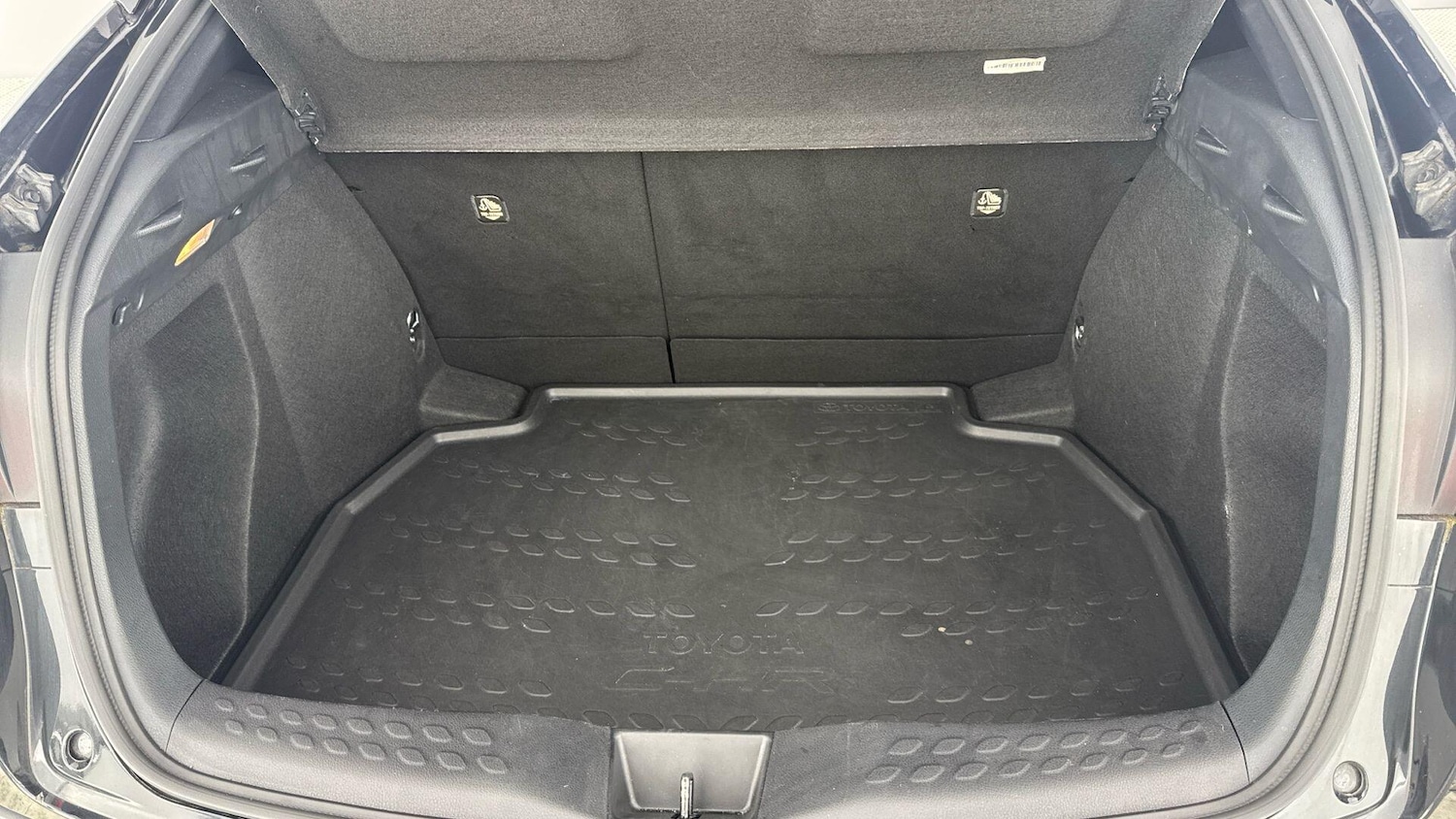 Used Toyota C-HR for sale - 77753625: Photo 10