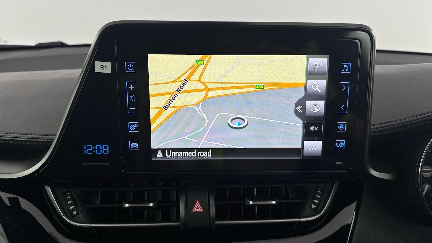 Used Toyota C-HR for sale - 77753625: Photo 13