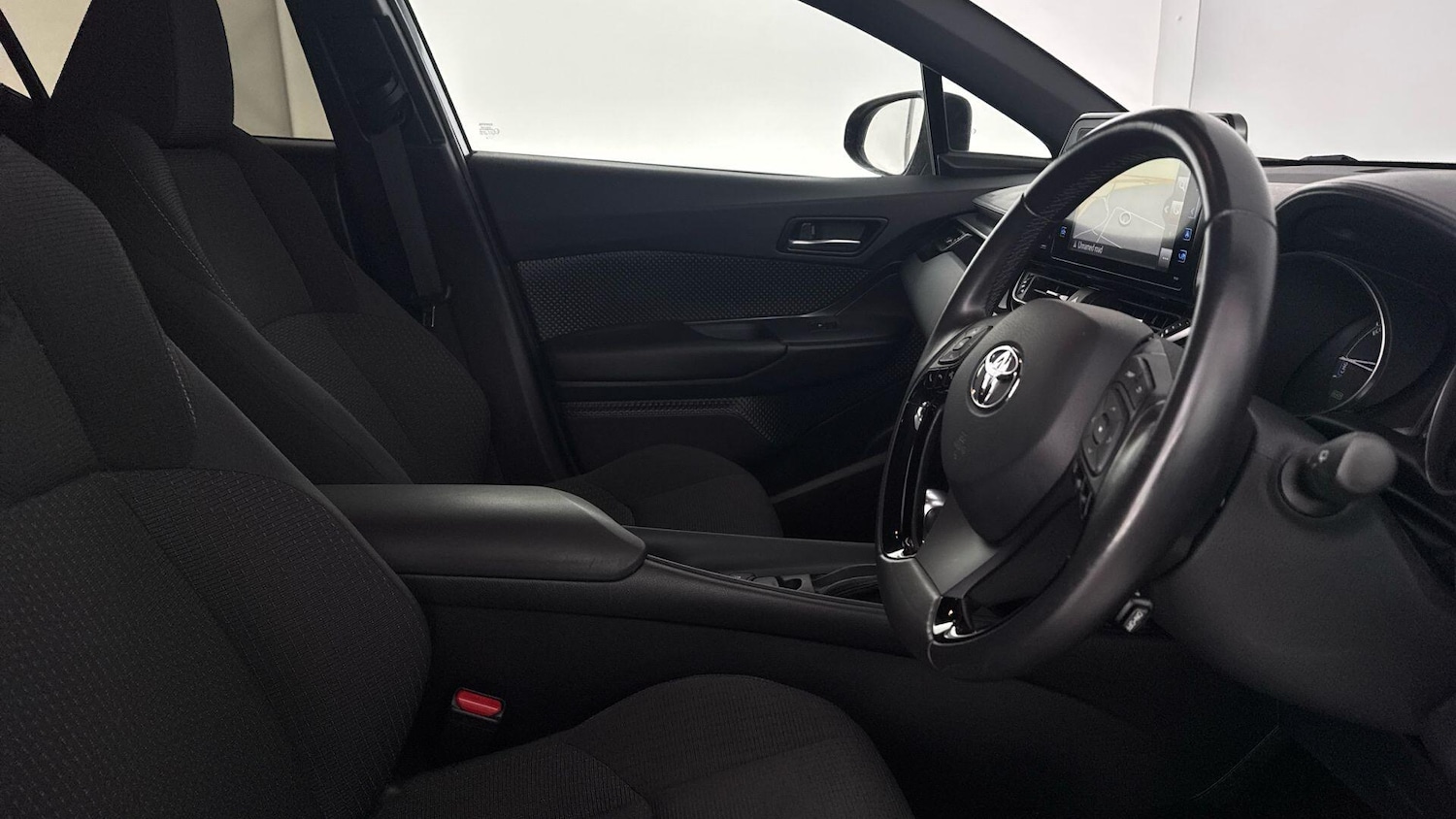 Used Toyota C-HR for sale - 77753625: Photo 17