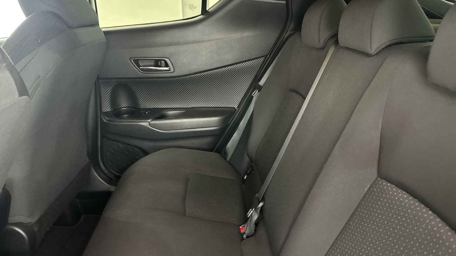 Used Toyota C-HR for sale - 77753625: Photo 19