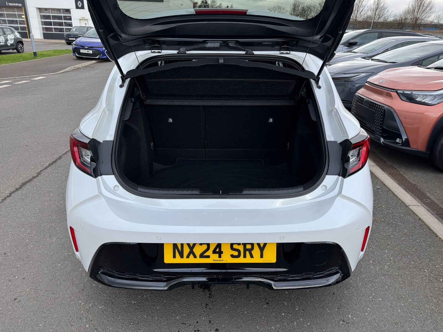 Used Toyota Corolla 2024 for sale - 77737589: Photo 10