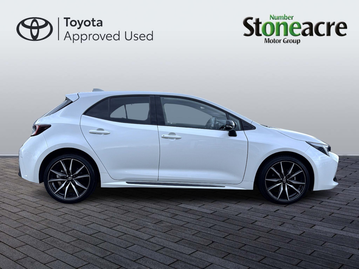 Used Toyota Corolla 2024 for sale - 77737589: Photo 2