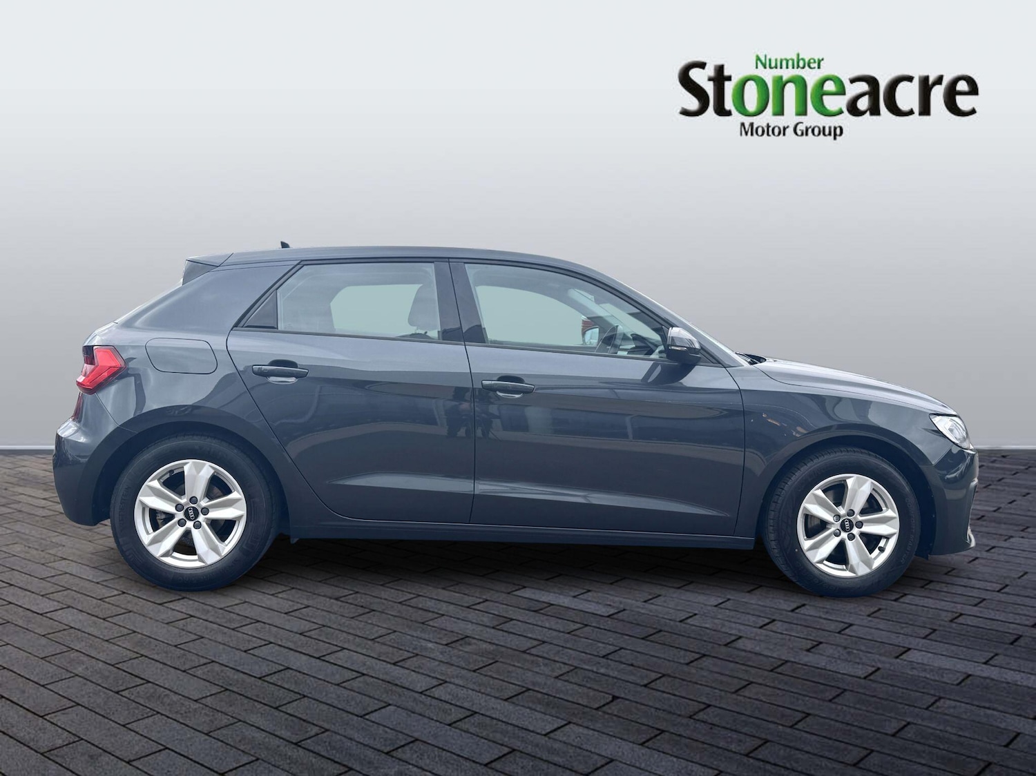 Used Audi A1 for sale - 77853308: Photo 2