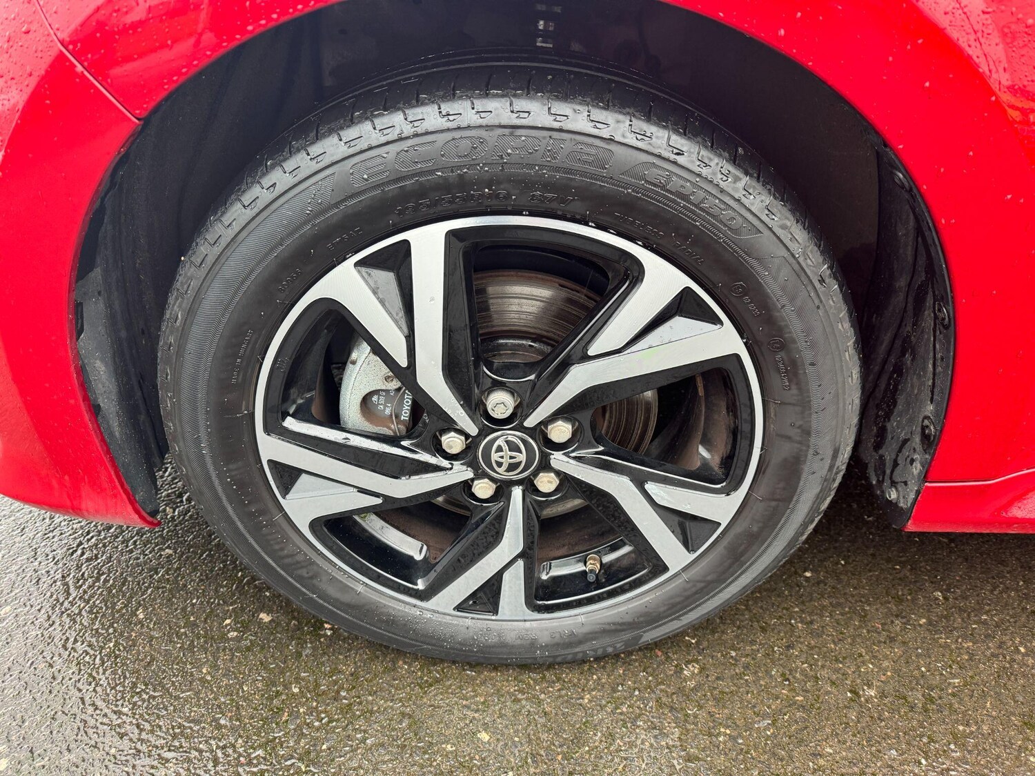 Used Toyota Yaris 2024 for sale - 77709940: Photo 9