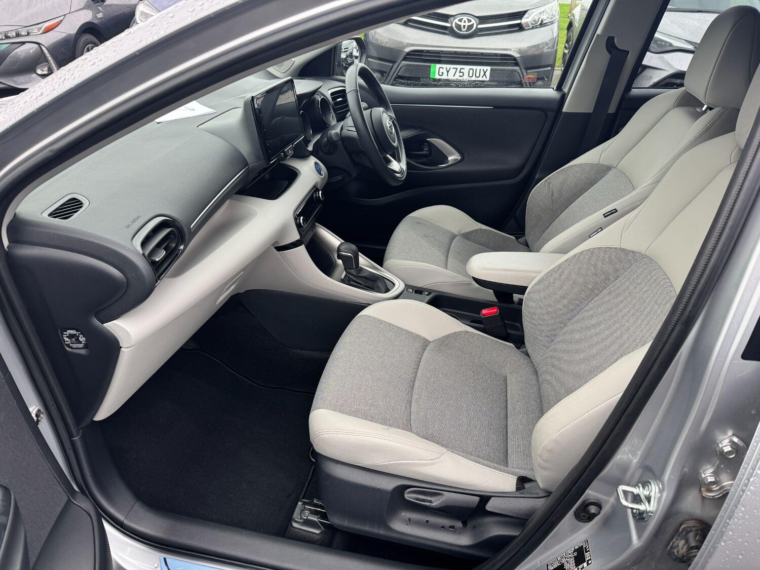 Used Toyota Yaris 2023 for sale - 77709802: Photo 14