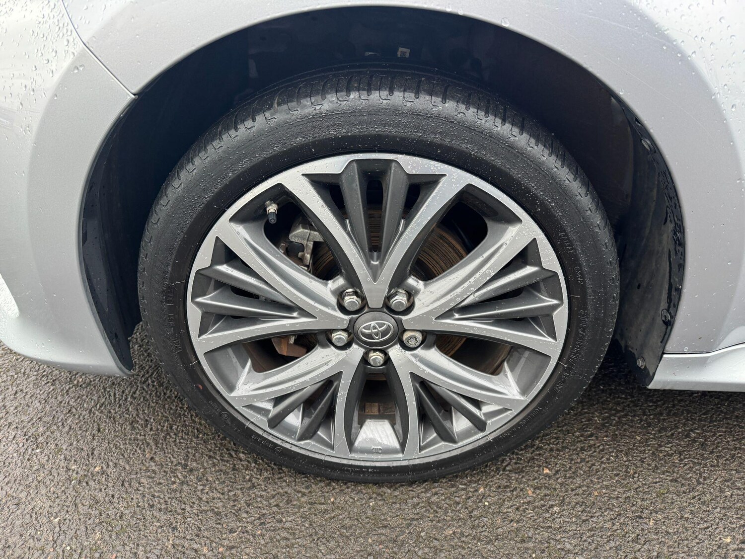 Used Toyota Yaris 2023 for sale - 77709802: Photo 9