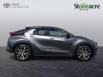 Used Toyota C-HR 2024 for sale - 79677056: Photo