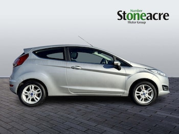 Used Ford Fiesta 2015 for sale - 75977028: Photo