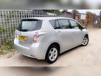 Used Toyota Verso 2009 for sale - 78932796: Photo