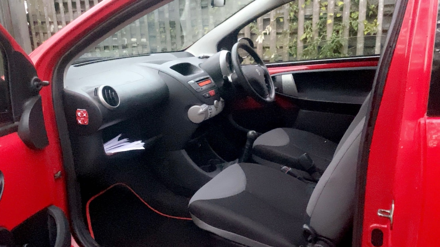 Used Peugeot 107 2012 for sale - 76666220: Photo 13