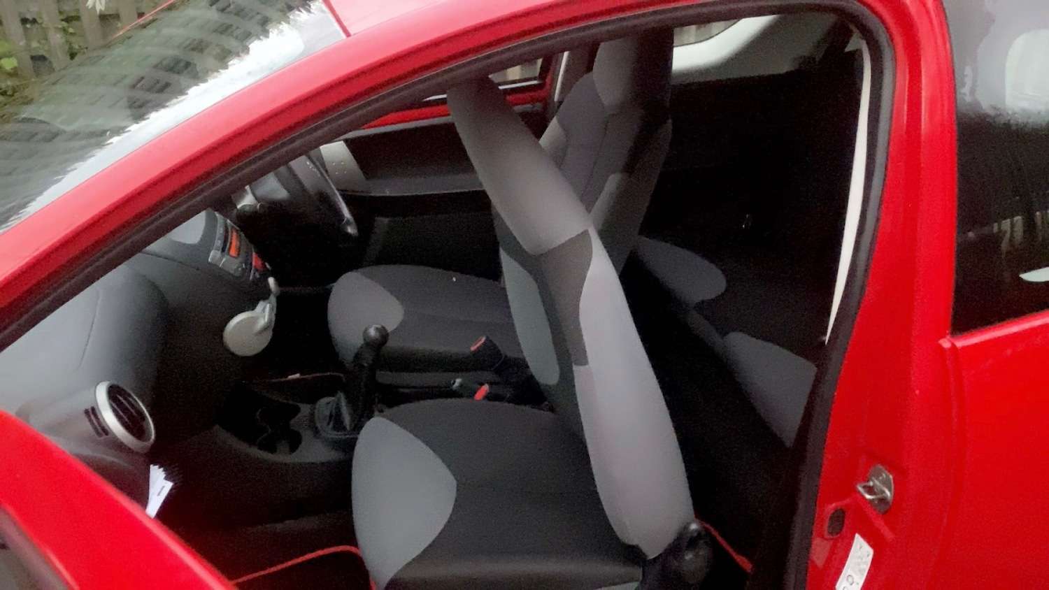 Used Peugeot 107 2012 for sale - 76666220: Photo 15