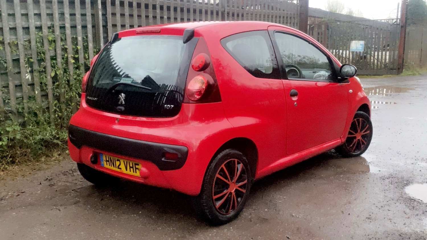 Used Peugeot 107 2012 for sale - 76666220: Photo 4