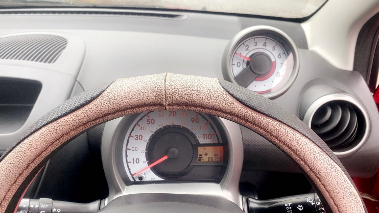 Used Peugeot 107 2014 for sale - 77881335: Photo 11