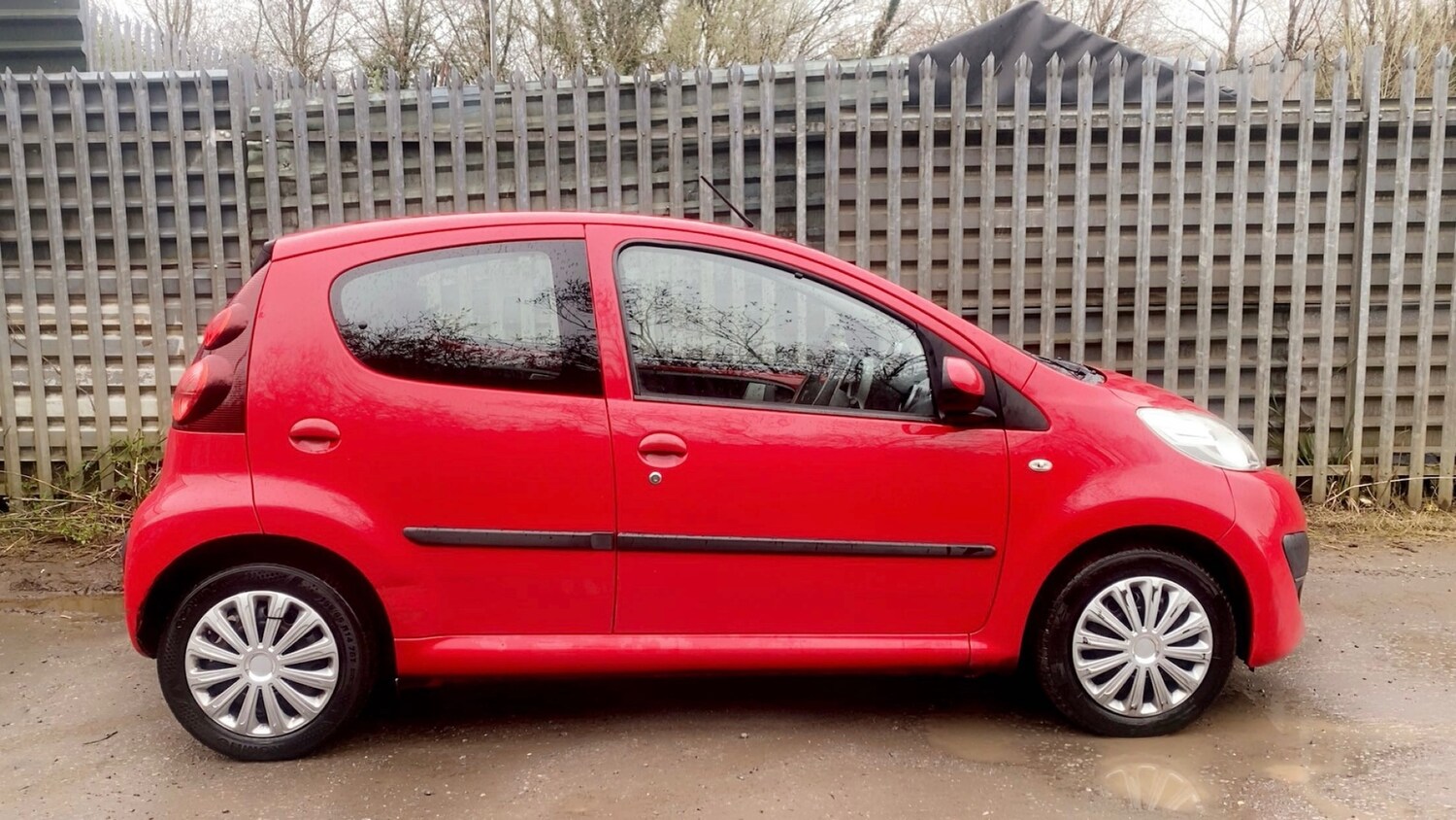 Used Peugeot 107 2014 for sale - 77881335: Photo 6