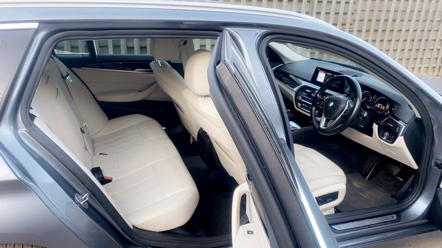 Used BMW 5 Series 2017 for sale - 78183520: Photo 13