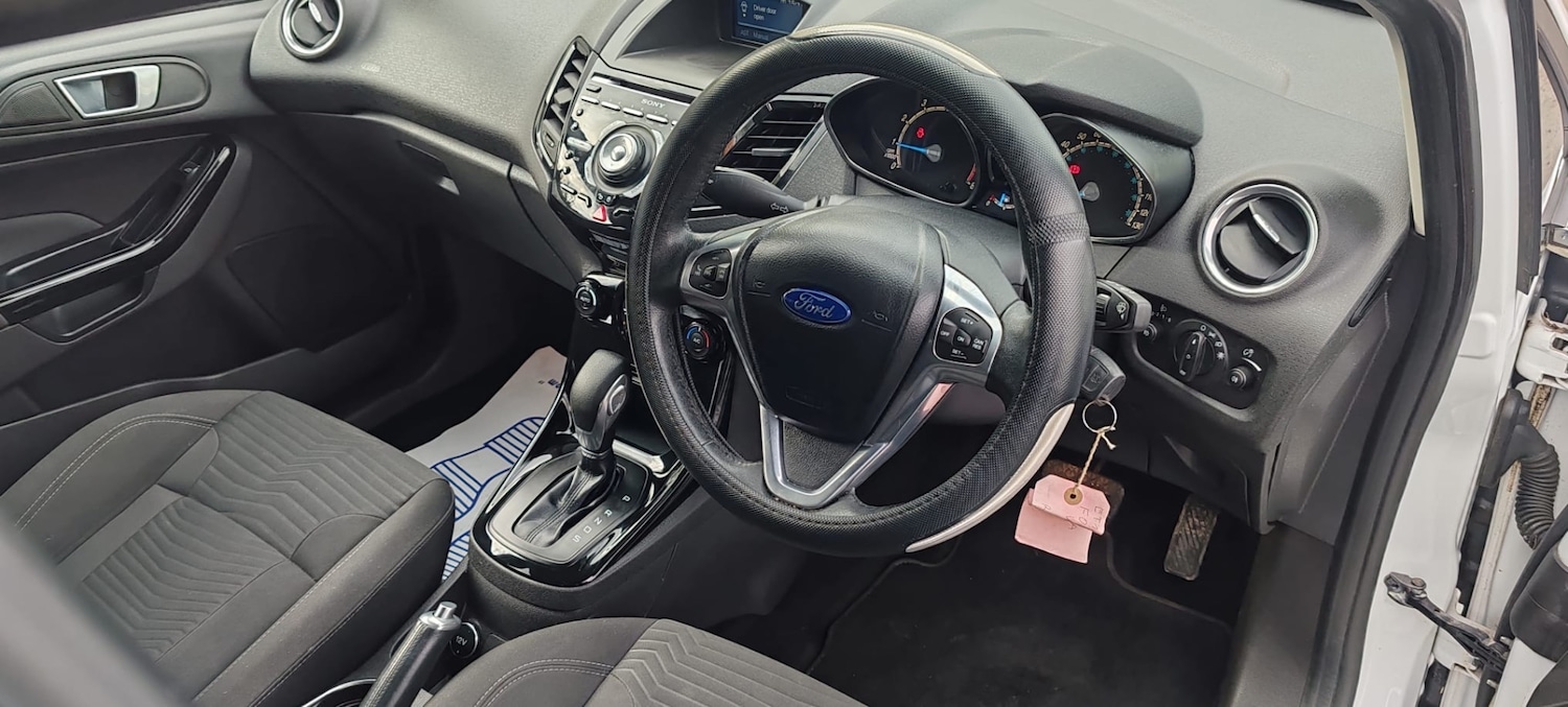 Used Ford Fiesta 2014 for sale - 76687103: Photo 12