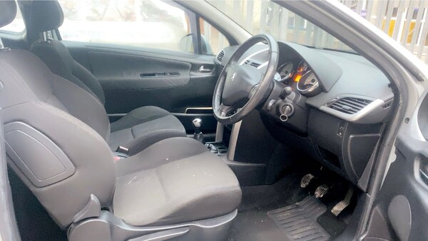 Used Peugeot 207 2009 for sale - 73816458: Photo 13