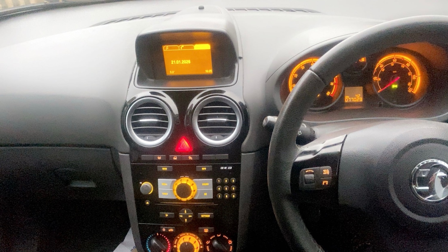 Used Vauxhall Corsa 2014 for sale - 77478255: Photo 10