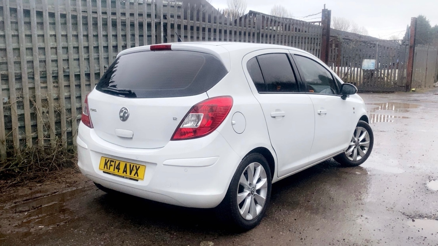 Used Vauxhall Corsa 2014 for sale - 77478255: Photo 3