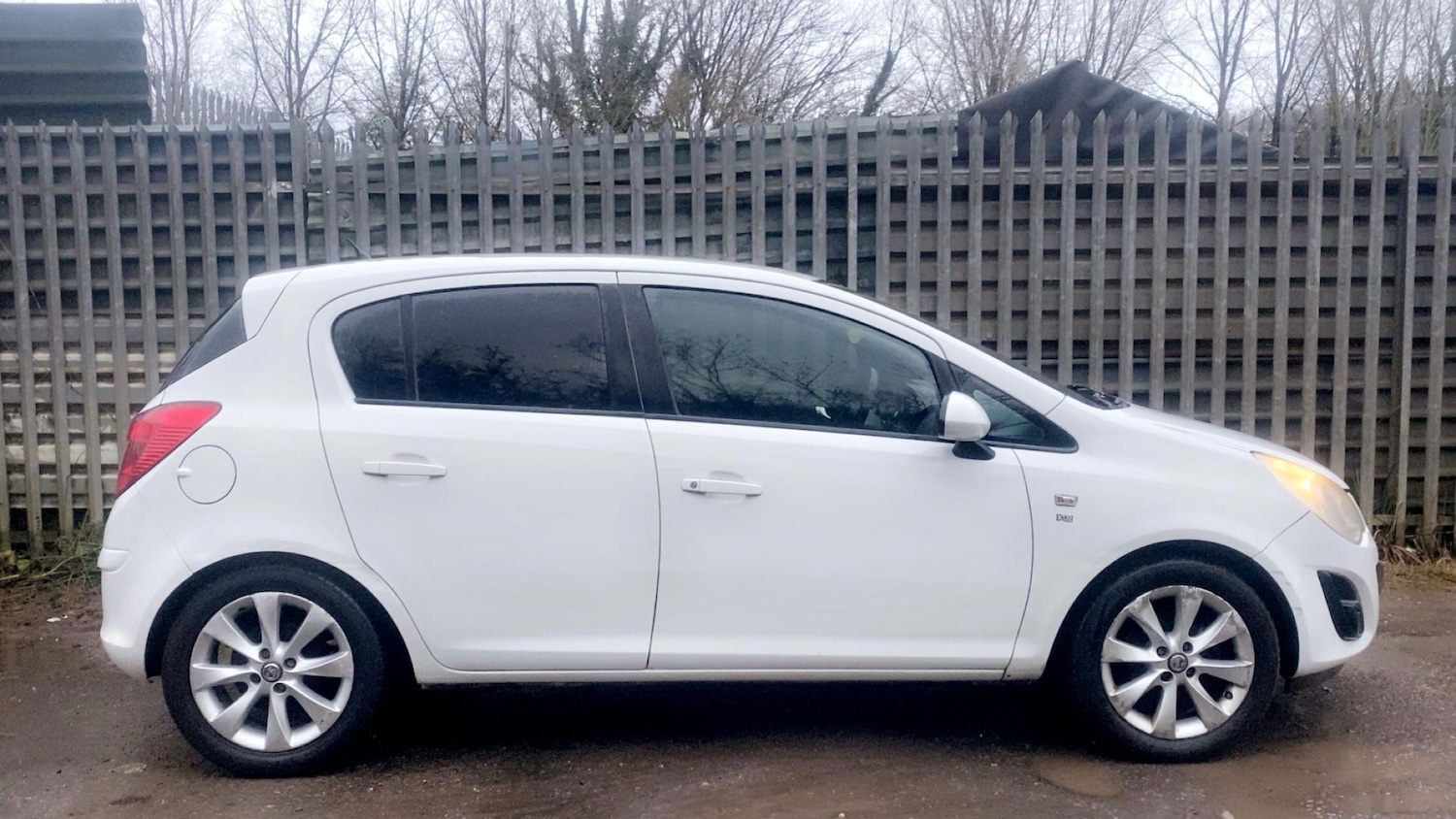 Used Vauxhall Corsa 2014 for sale - 77478255: Photo 7