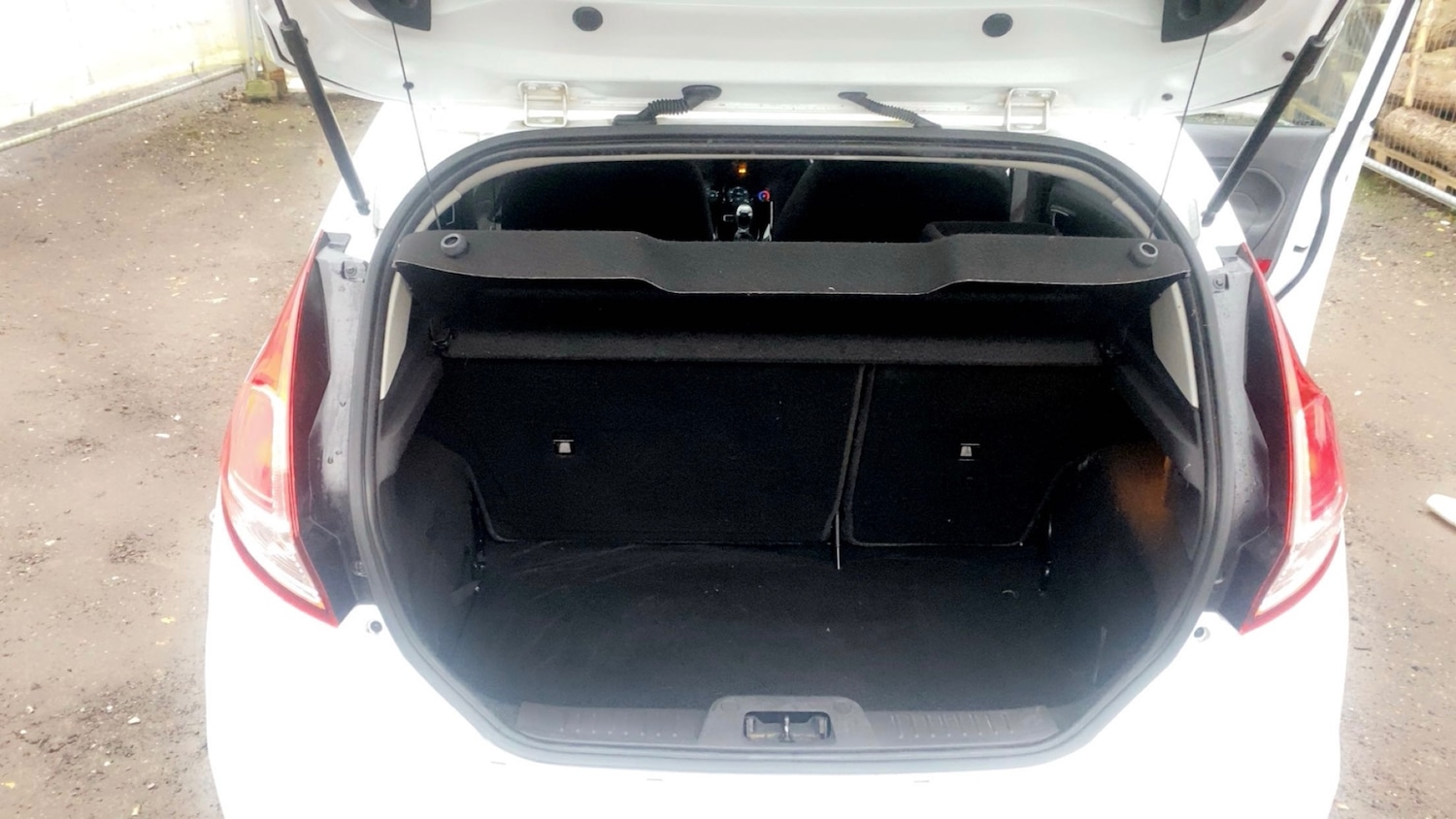 Used Ford Fiesta 2016 for sale - 77049118: Photo 13