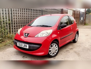 Peugeot - 107