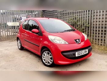 Used Peugeot 107 2012 for sale - 76316515: Photo 2