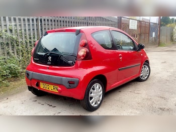 Used Peugeot 107 2012 for sale - 76316515: Photo 4