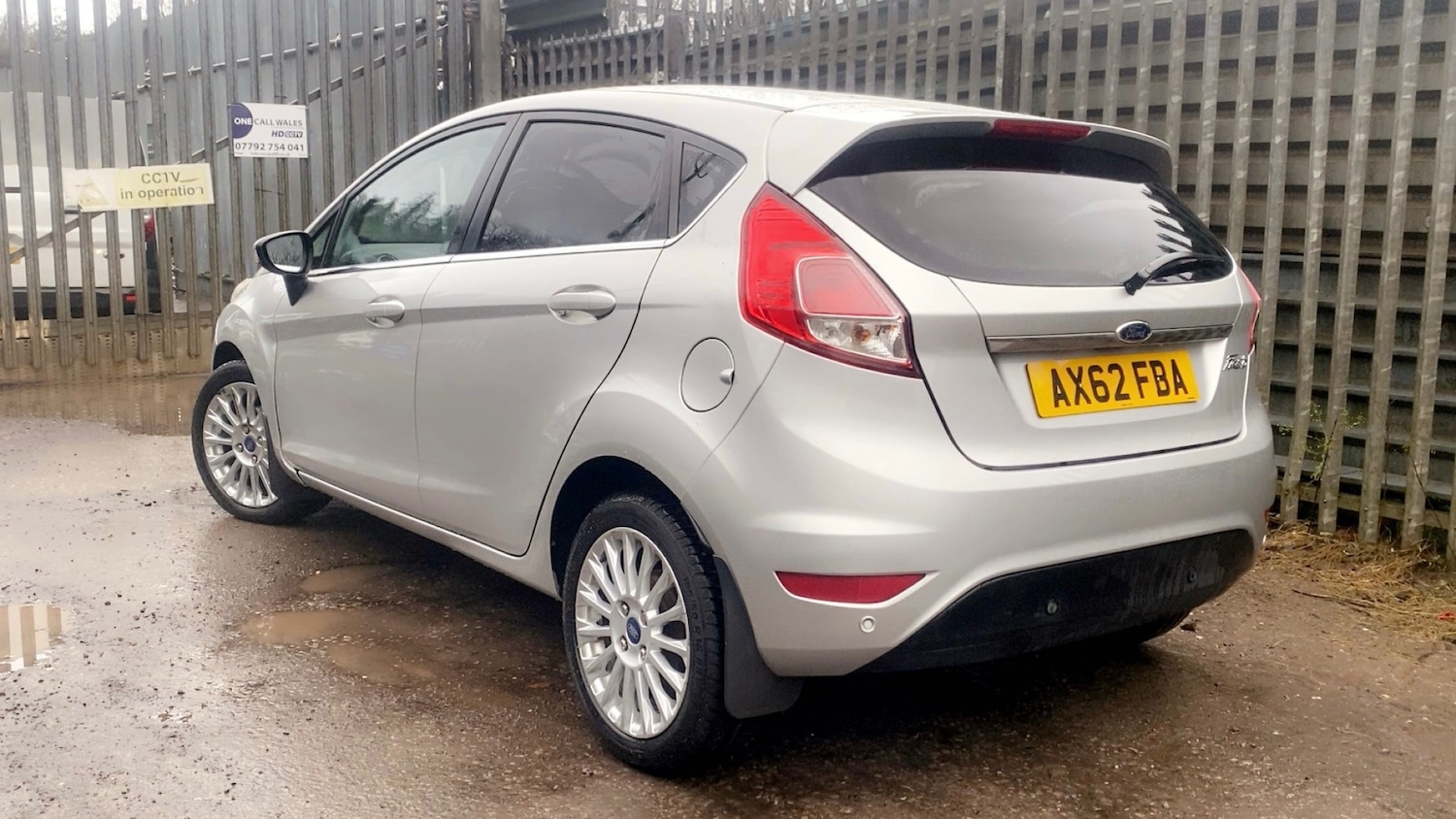 Used Ford Fiesta 2013 for sale - 76951391: Photo 4