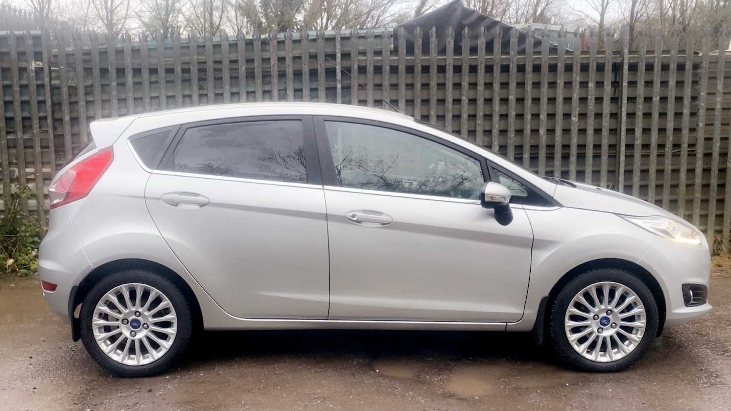 Used Ford Fiesta 2013 for sale - 76951391: Photo 6