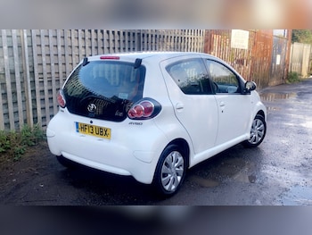 Used Toyota AYGO 2013 for sale - 78387814: Photo