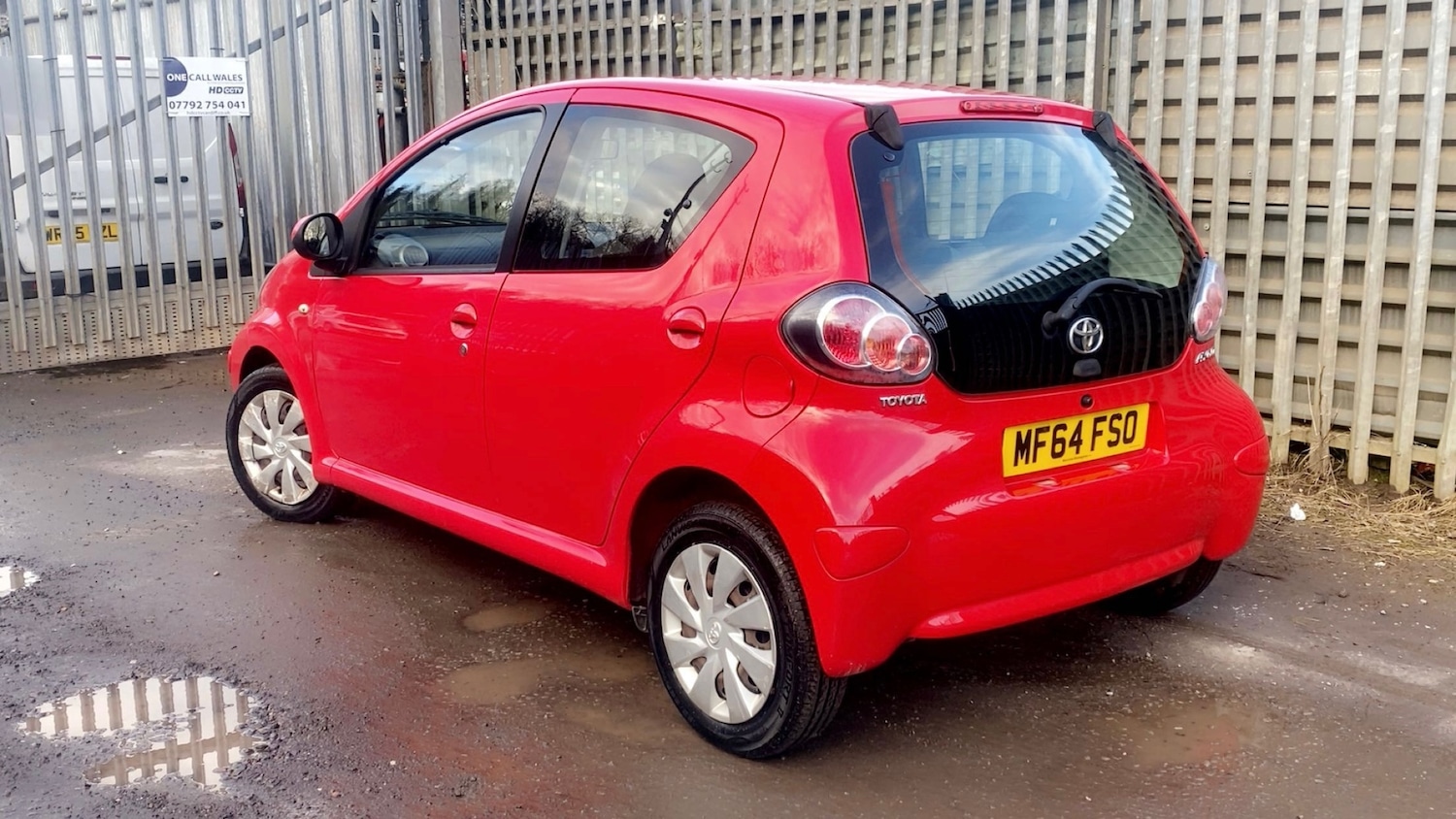 Used Toyota AYGO 2014 for sale - 77438696: Photo 3