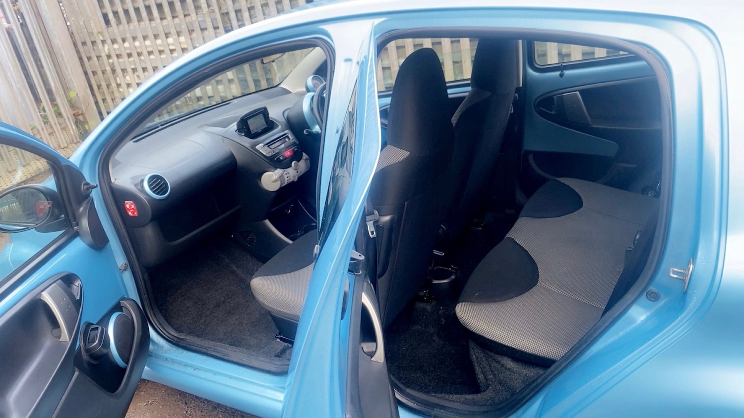 Used Toyota AYGO 2014 for sale - 77189480: Photo 17