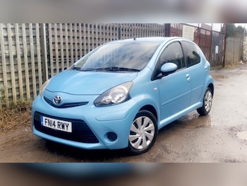 2014 (14) - 1.0 VVT-i Move 5dr