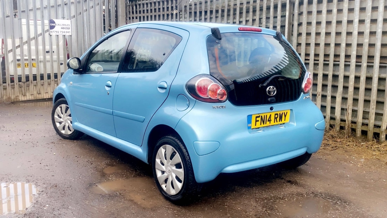 Used Toyota AYGO 2014 for sale - 77189480: Photo 5