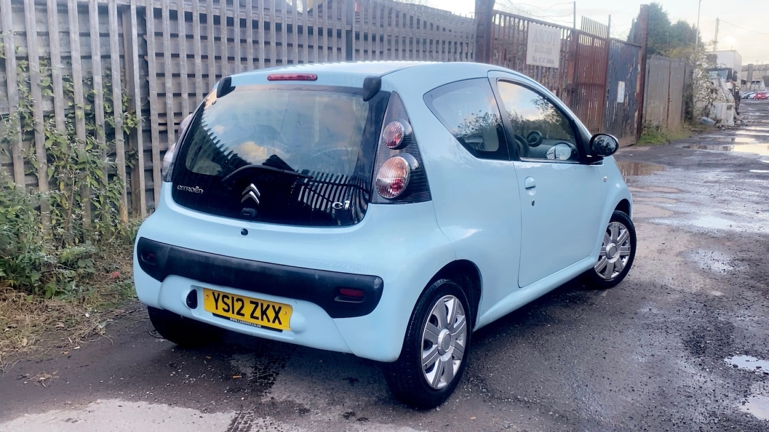 Used Citroen C1 2012 for sale - 76431076: Photo 4